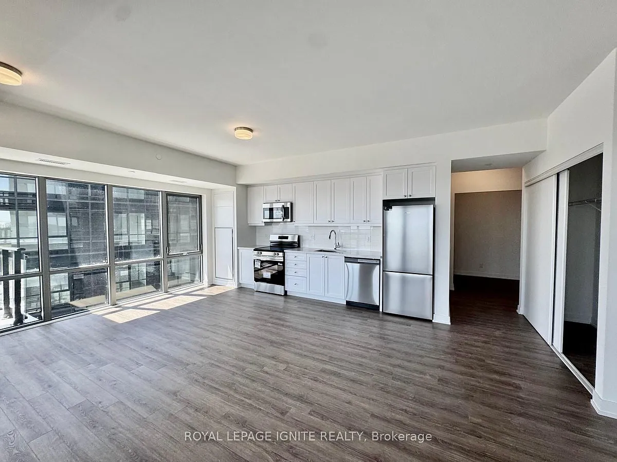 Building Photo - 51 Clarington Blvd #1101