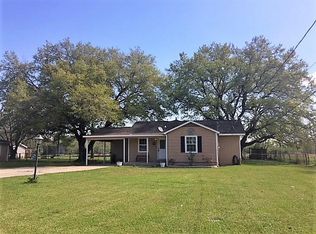 2125 Shanks Rd, Angleton, TX 77515