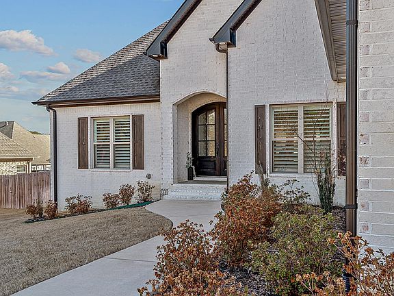 3rd image of 3112 Harrison Hills Dr