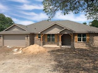 1209 Brazos Dr, Granbury, TX 76048