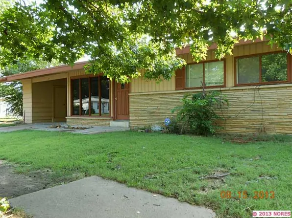 902 S 29th St, Muskogee, OK 74401