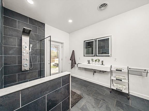 Master Bathroom - door to outside patio