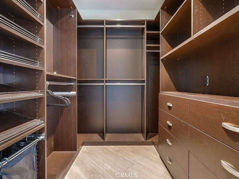 1725 Del Mar Ave — Photo 24
