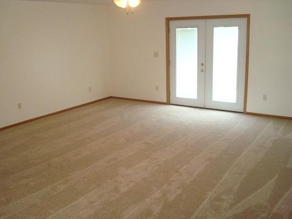 4th image of 1205 W Lowell Ave