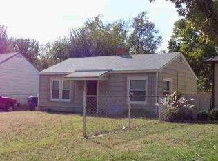 321 S McComas Ave, Wichita, KS 67213
