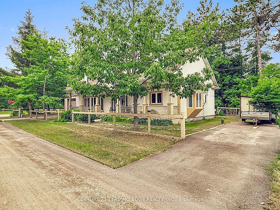 3rd image of 72 Bolsover Rd