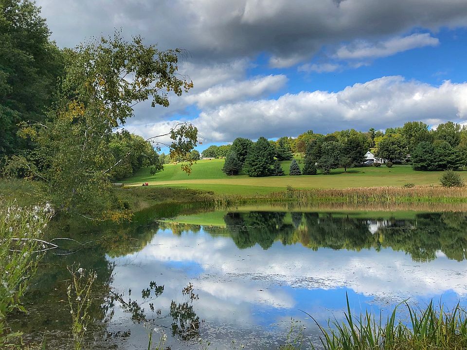 Picturesque landscape yard