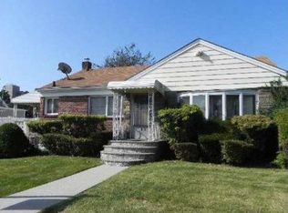 165 Margaret Dr, East Meadow, NY 11554