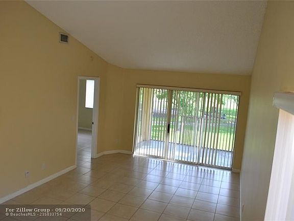 5th image of 1091 Coral Club Dr #1091