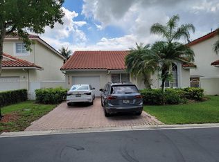 5213 NW 105th Ct, Doral, FL 33178