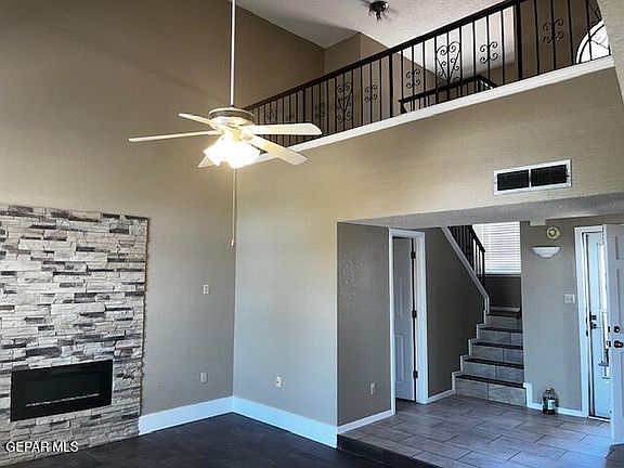 4th image of 11670 Helen Wynn Ct