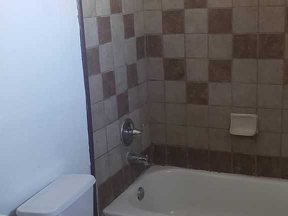 2nd image of 1036 N 13th Ave #2