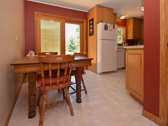 12909 15 mile rd-104