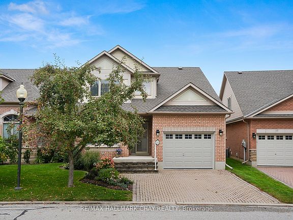 2nd image of 22 Briar Gate Way