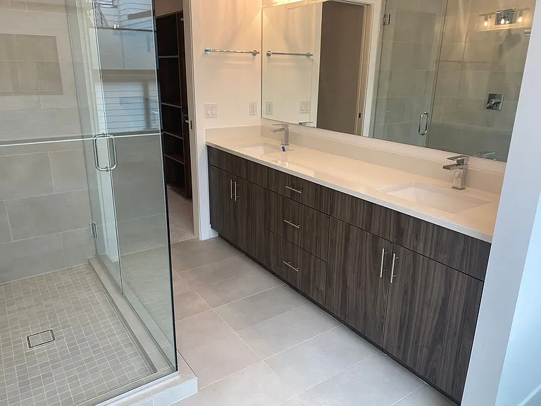 2465 Walnut St #9 — Photo 15