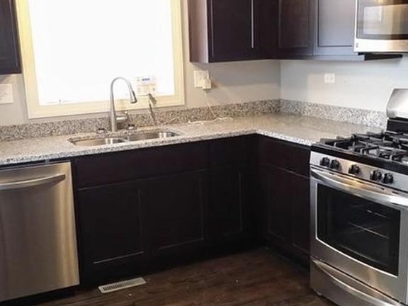 2nd image of 3254 N Olcott Ave