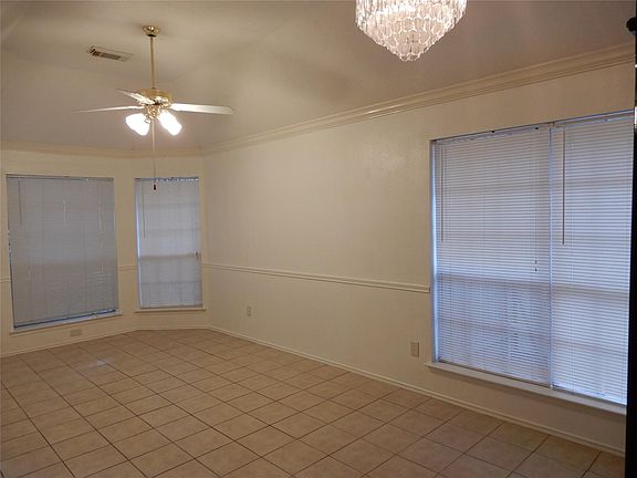 2nd image of 20615 Big Wells Dr