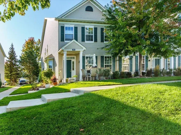 749 Cobblestone Way, Shakopee, MN 55379