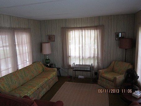 2nd image of 3217 Fisher Ln