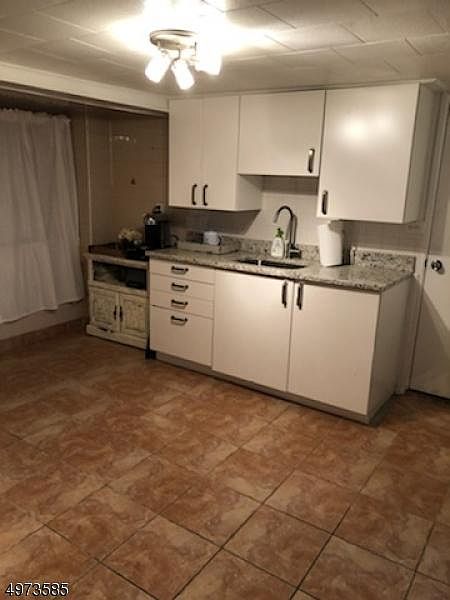 1st image of 105 McWhorter St #1