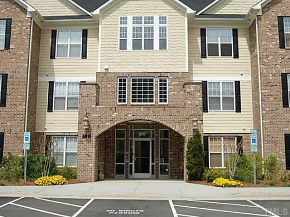 3810 Lunceston Way APT 305, Raleigh, NC 27613