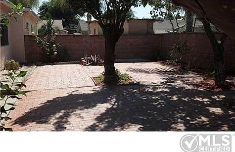 3rd image of 2751 Casa Linda Way