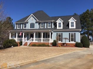 611 Larchmont Cir, Lawrenceville, GA 30044