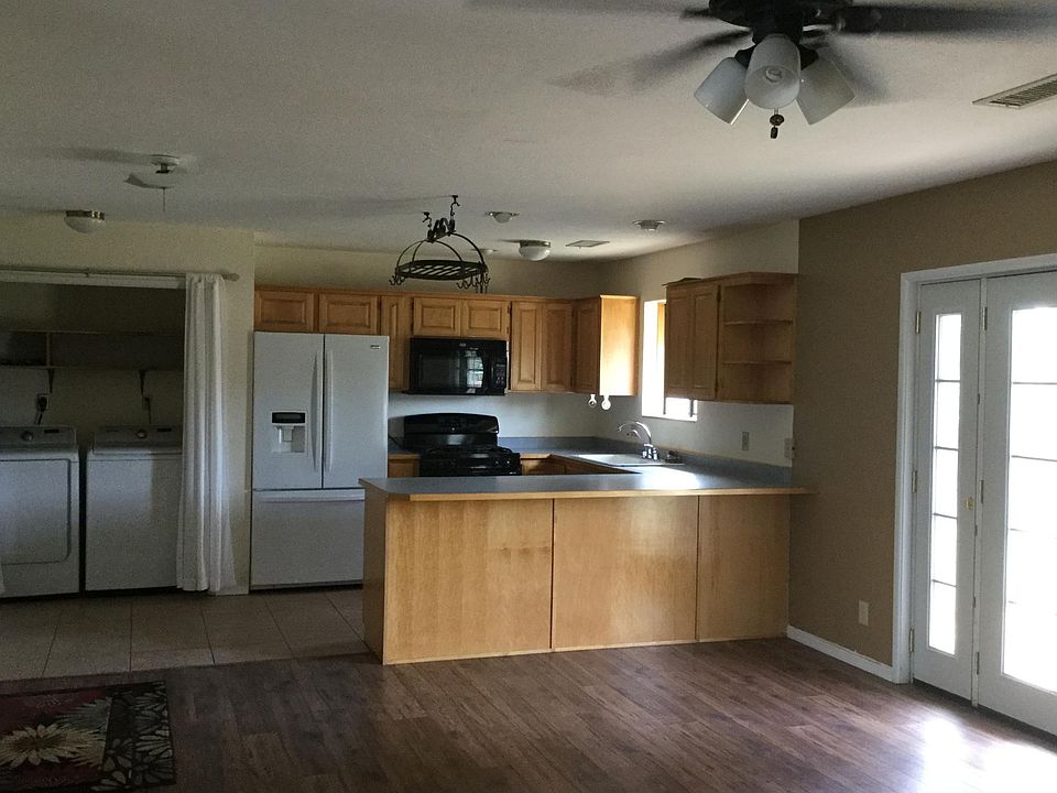 2nd image of 3311 W Mountain Dr