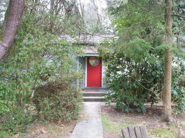 1319 Dickinson Ave NW, Olympia, WA 98502