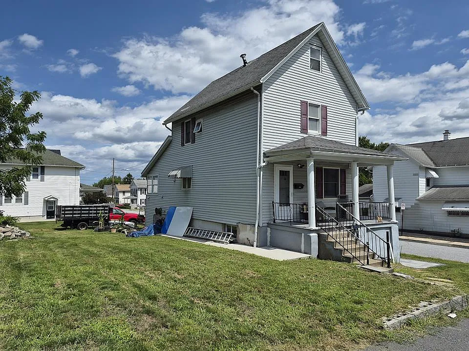 3 bed, 1450 sqft, $1,600 — Photo 2