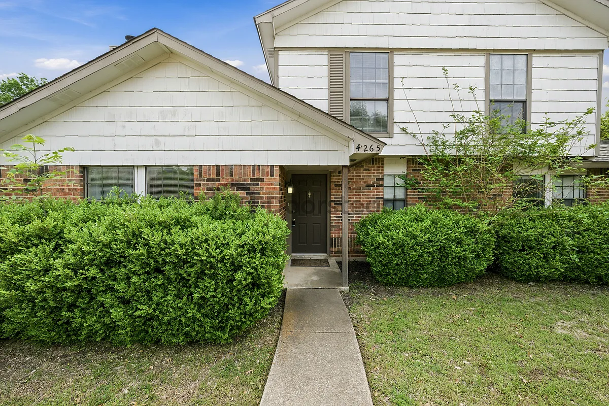 Building Photo - 4265 Ireland Dr
