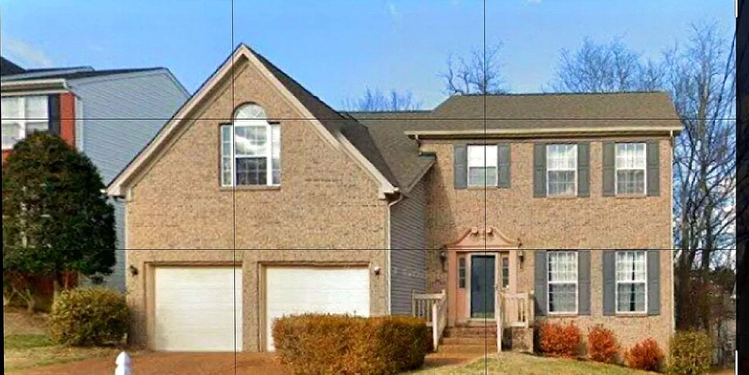 4 bed, 2.5 bath, 2552 sqft, $2,900 — Photo 1