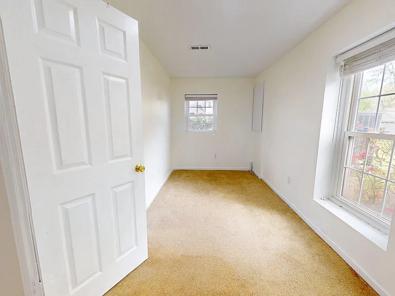 12043 Stoneford Dr — Photo 13
