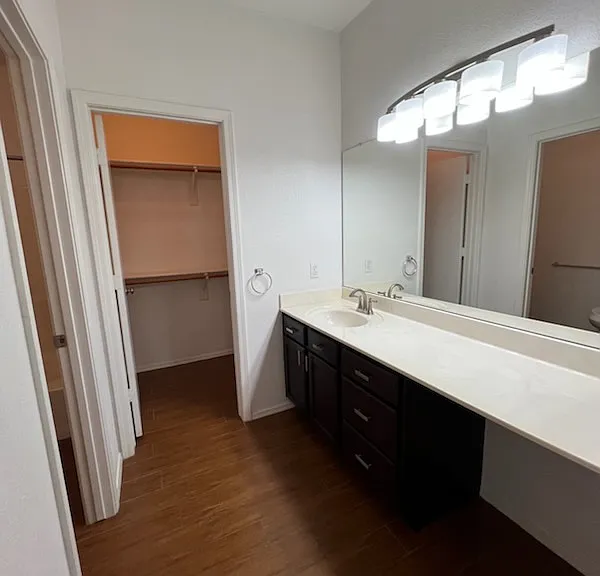 1633 E Lakeside Dr #119 — Photo 14