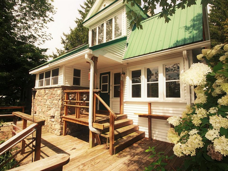 1st image of 7 Linden Ave