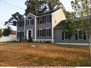 22 Bartlett Rd, Randolph, MA 02368