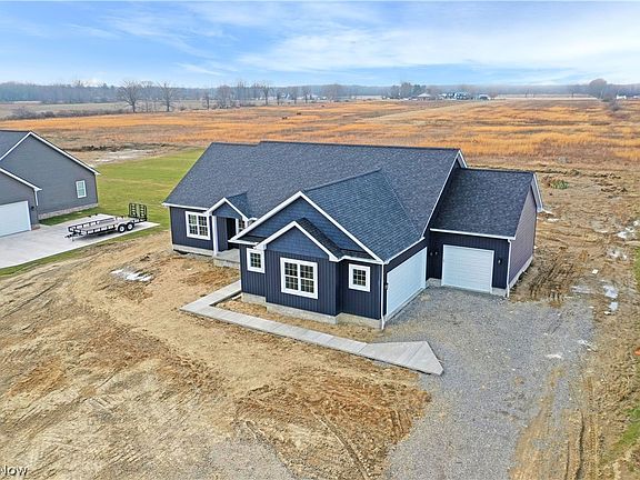 4th image of 6387 Brianna Way