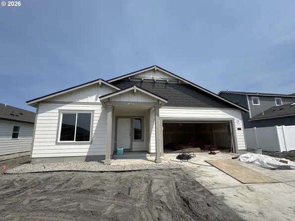 867 E Kinsley Ave, Hermiston, OR 97838
