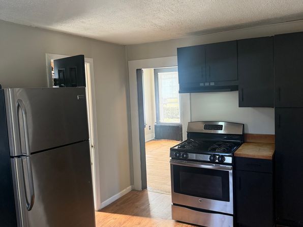 46 N Main St #3