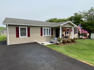 252 Whispering Pines Rd, Max Meadows, VA 24360