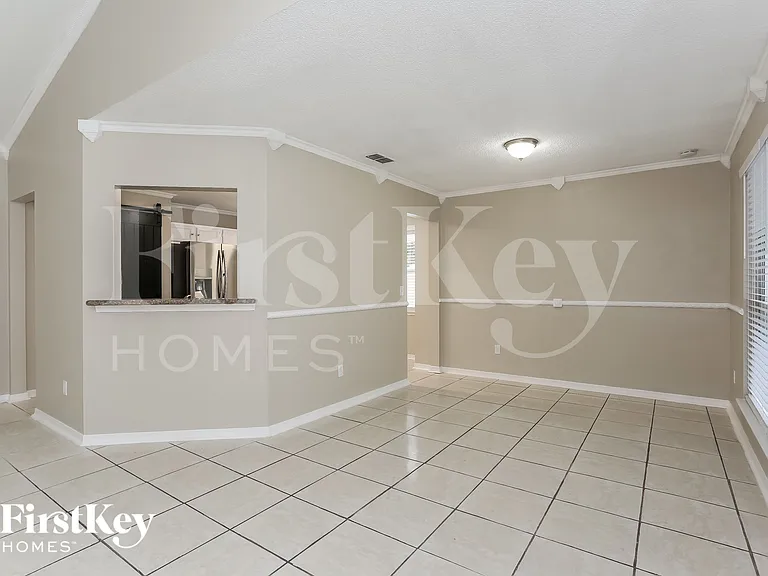 2343 Mindanao Dr — Photo 5