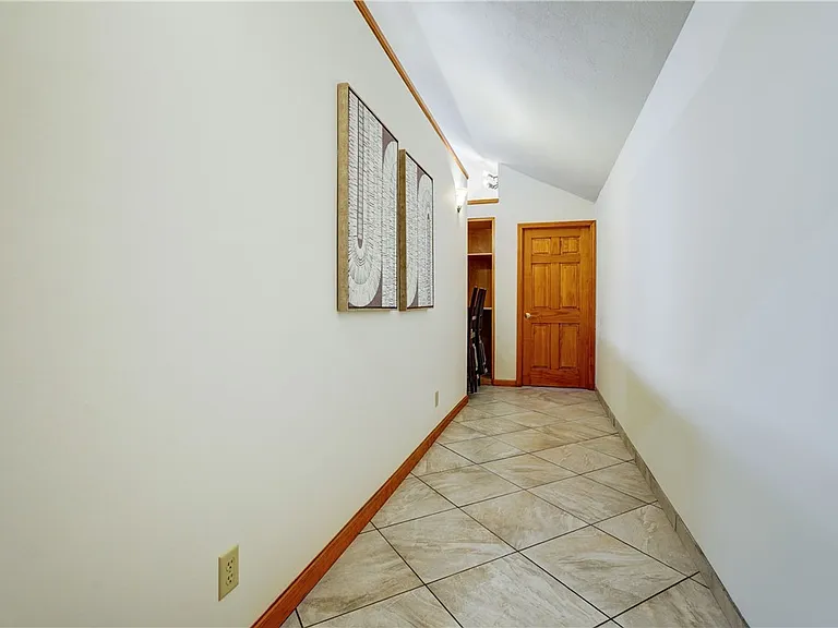 2654 Whalen Rd — Photo 34
