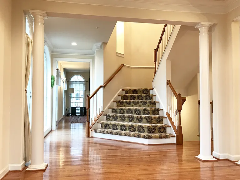 149 Norwich Ln — Photo 21