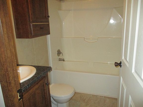4th image of 2937 Mallow St #512