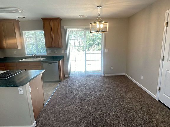 5th image of 2120 Country Club Dr #22