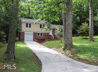 2128 Woodland Dr, Hapeville, GA 30354