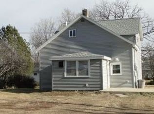 346 7th St, Marion, IA 52302