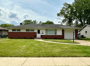 980 Deborah Ave, Elgin, IL 60123