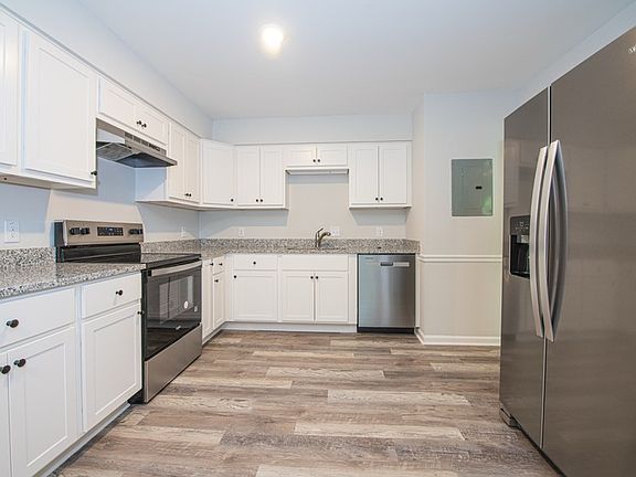 5th image of 1114 Chaney Rd APT 102