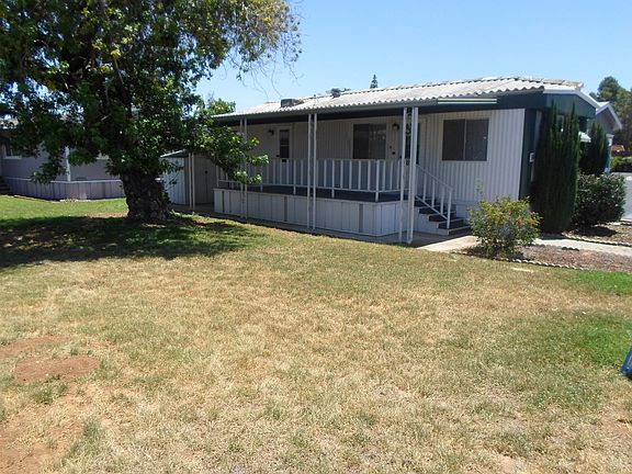 3rd image of 211 N Citrus Ave